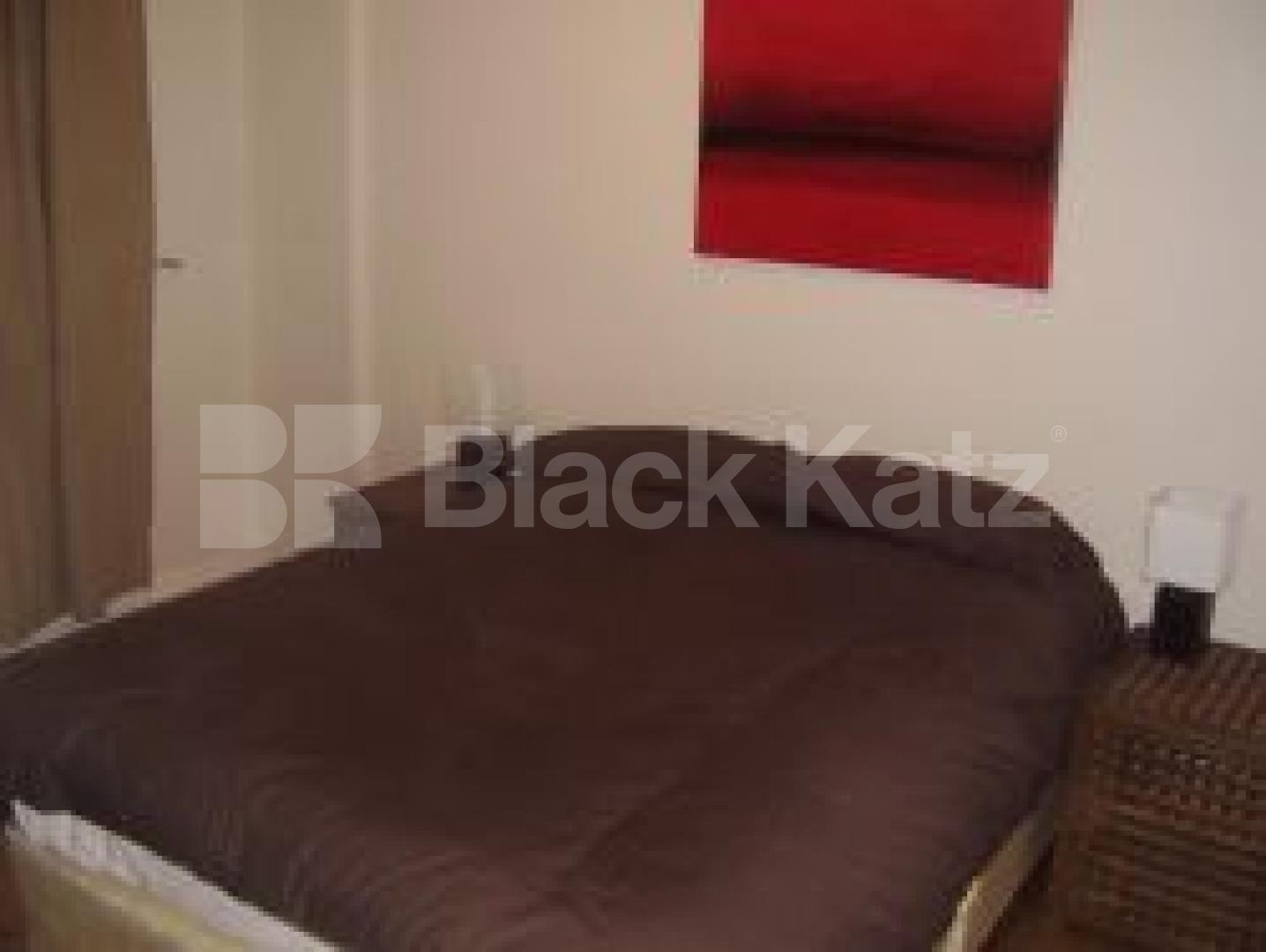 			1 Bedroom, 1 bath, 1 reception Flat			 Asteys Row, ISLINGTON N1